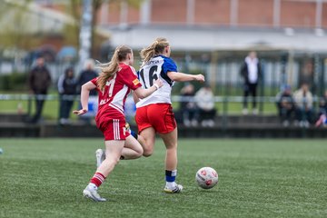 Bild 115 - F Hamburger SV 2 - SpVg Aurich : Ergebnis: 1:1